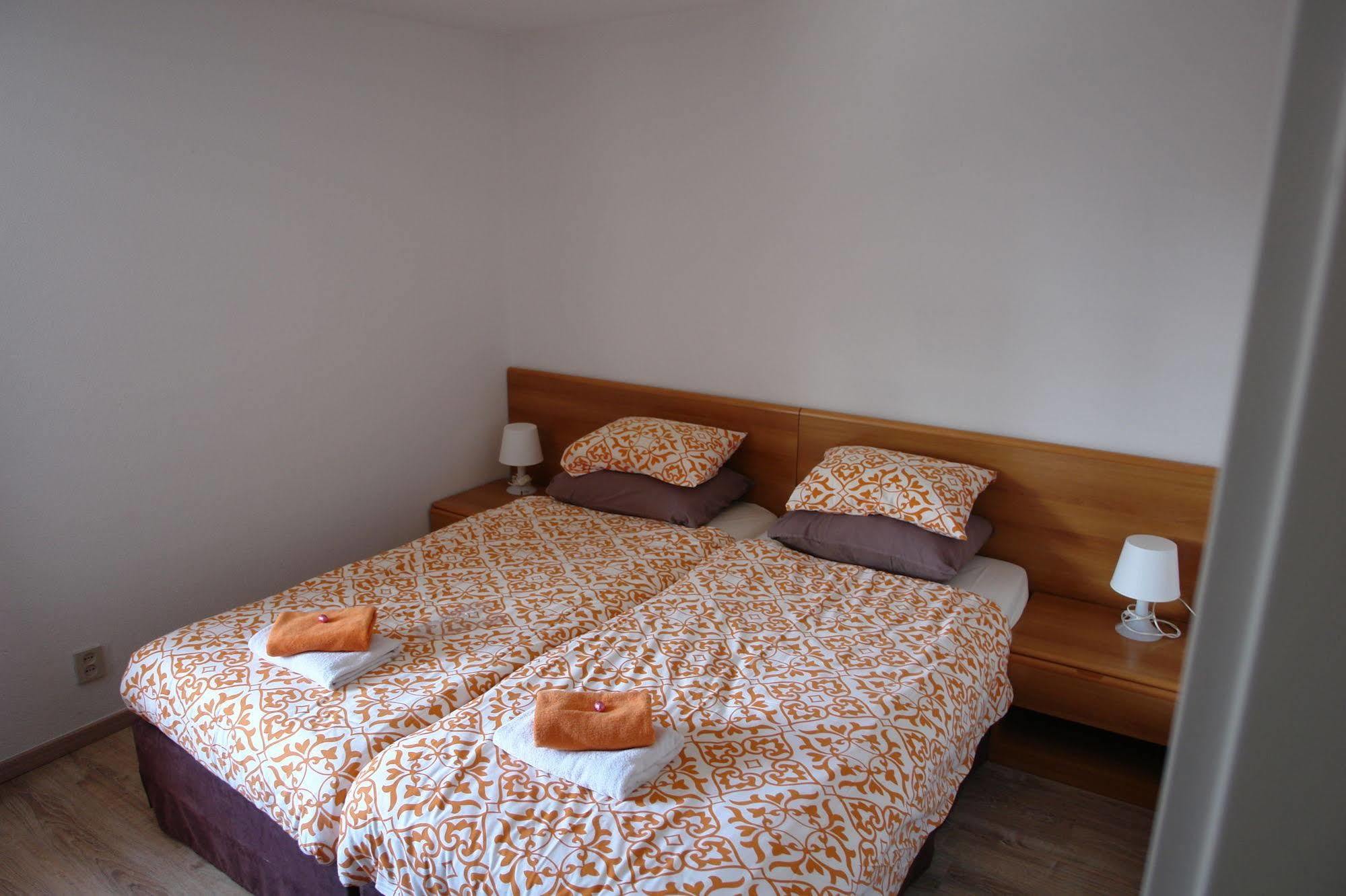 Apart Hotel Het Veerse Meer Кортгене Экстерьер фото
